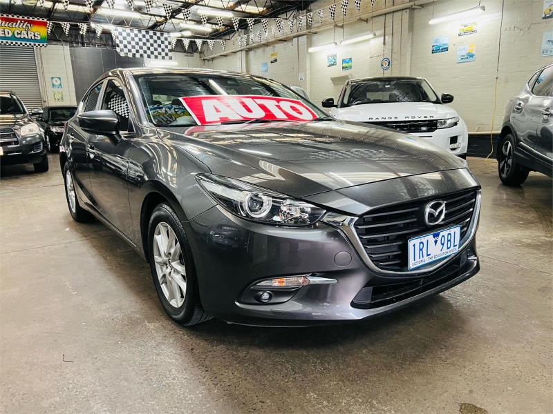 >2017 Mazda 3 Hatchback Touring BN5478